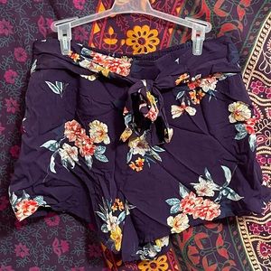 4/$30 Tie Front Floral Shorts